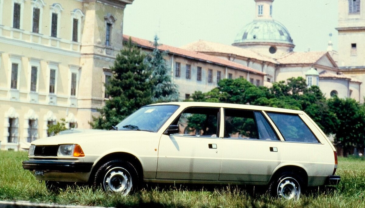 The Peugeot 305 Break designed by Pininfarina (1980).