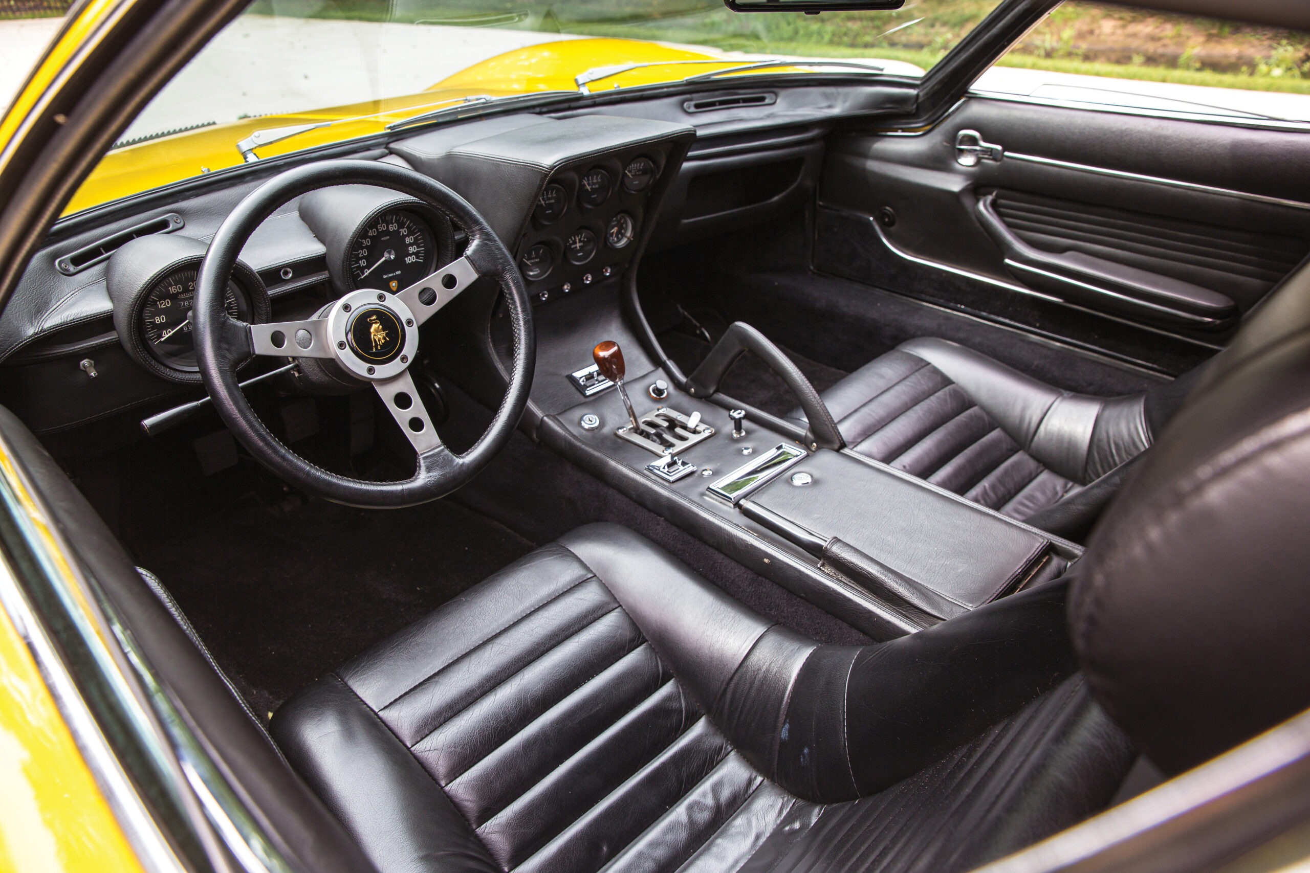 Miura Interior