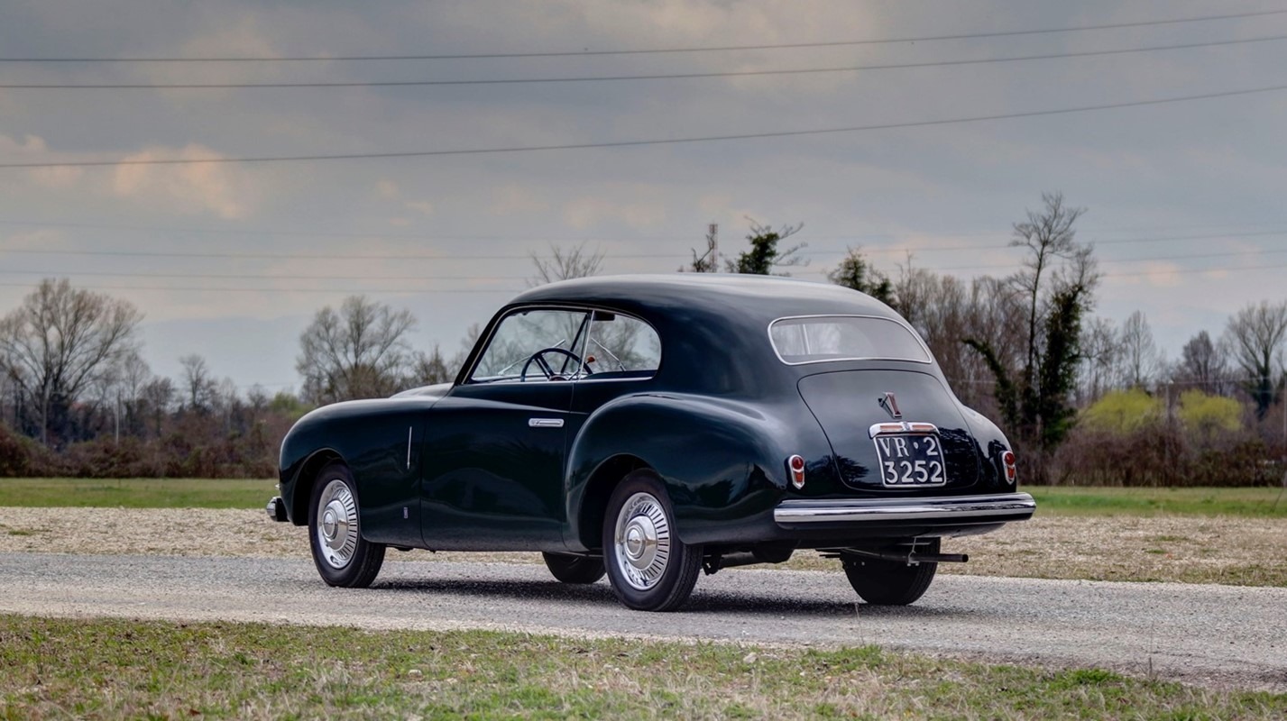 Fiat 1100 B Vignale