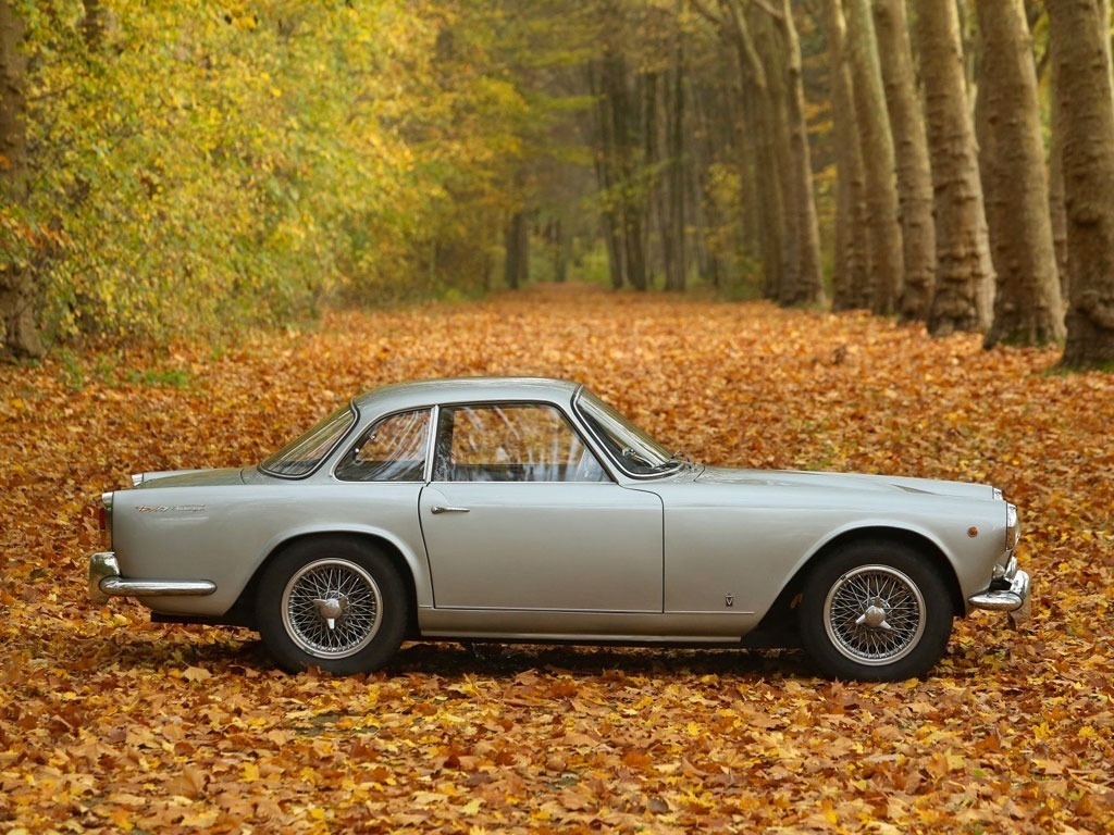 Triumph Italia 2000