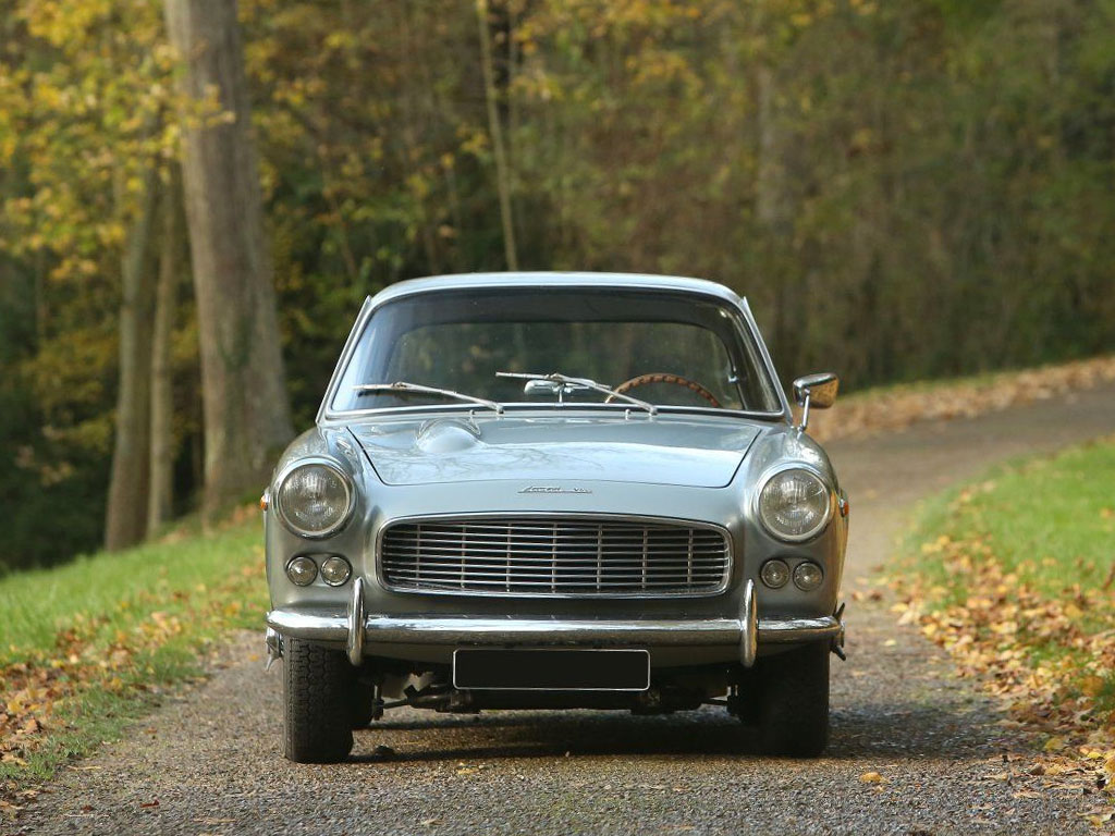 Triumph Italia 2000