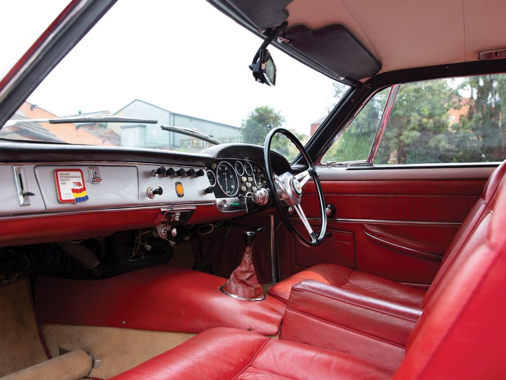 Abarth 2200 Coupé