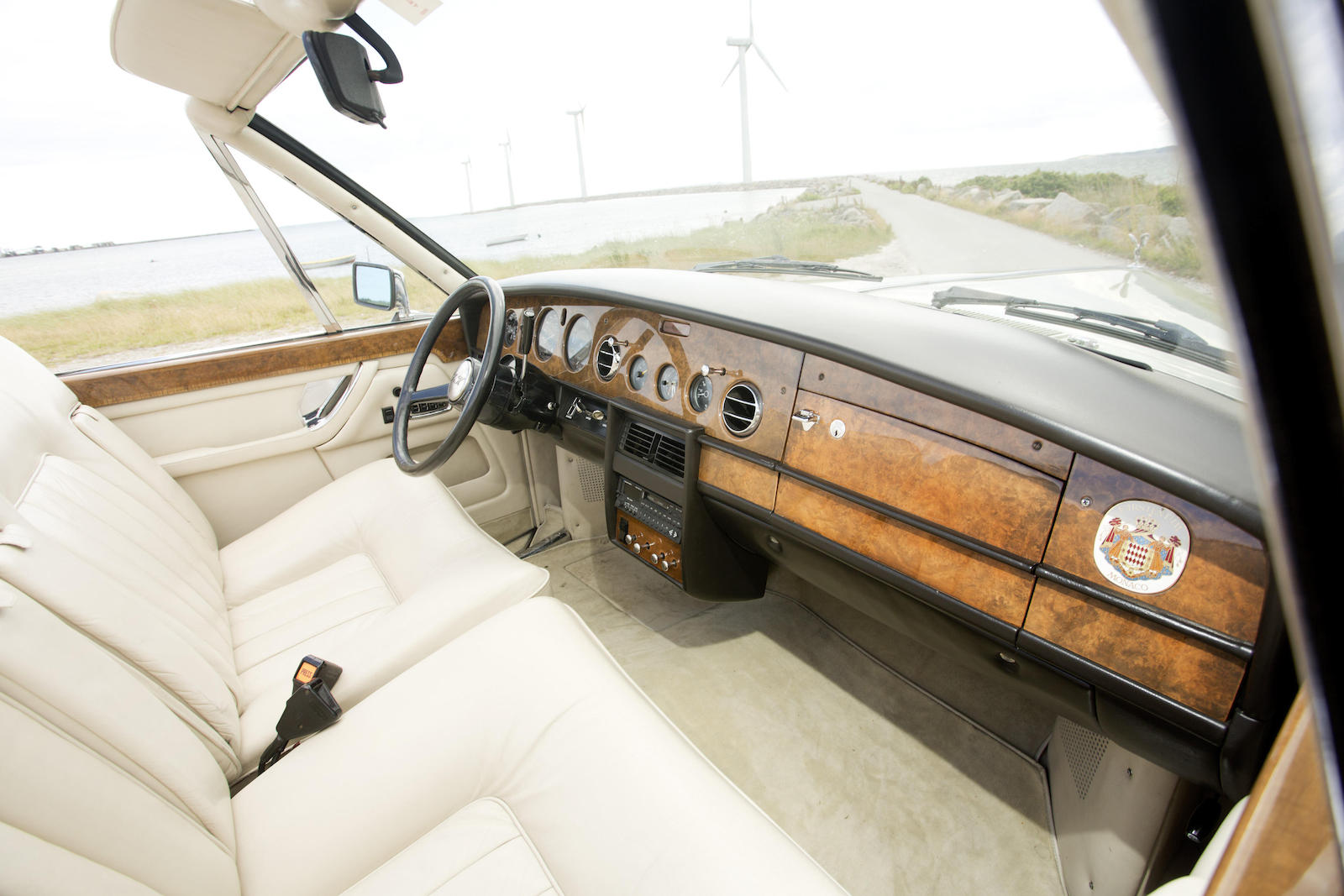 Rolls-Royce Phantom VI Drophead Coupé