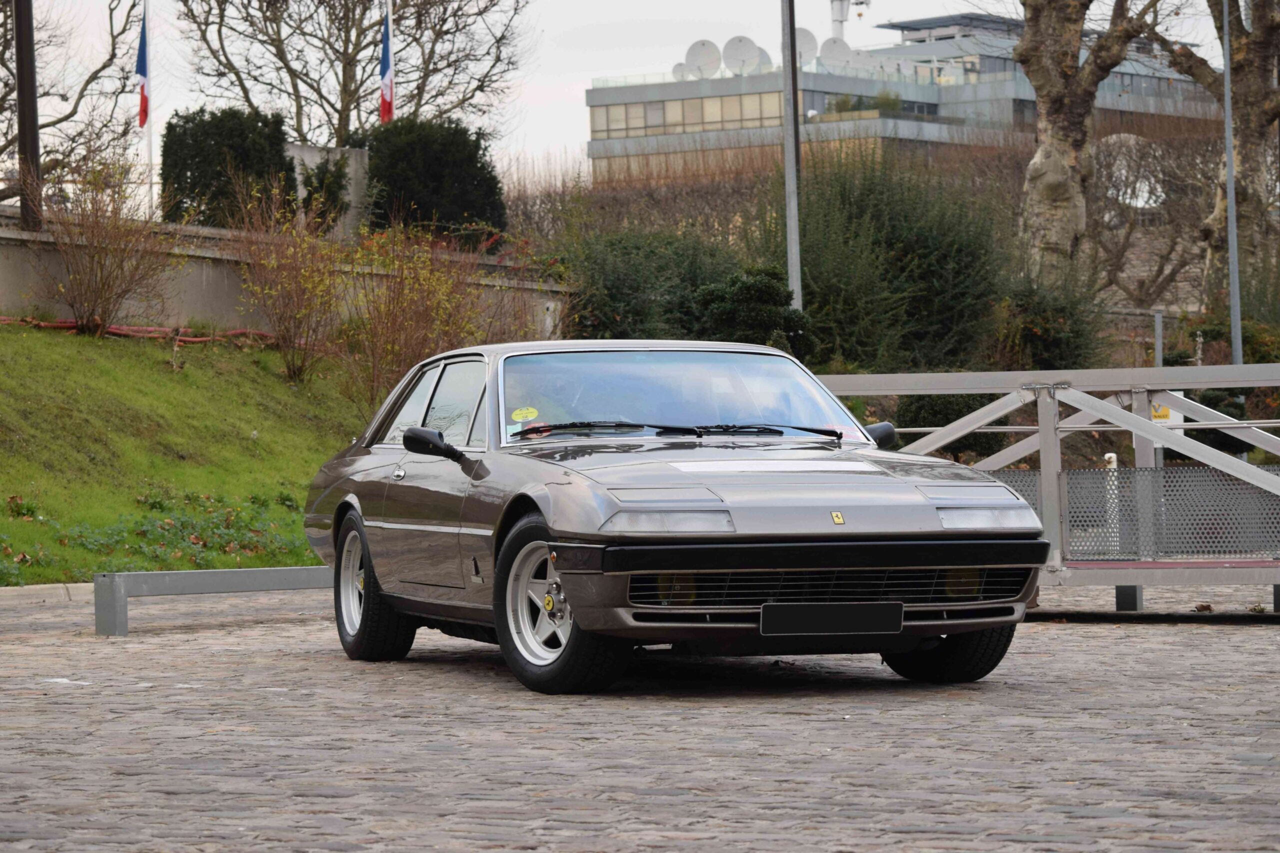 Ferrari 400
