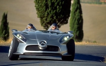 The Mercedes-Benz F400 Carving concept car