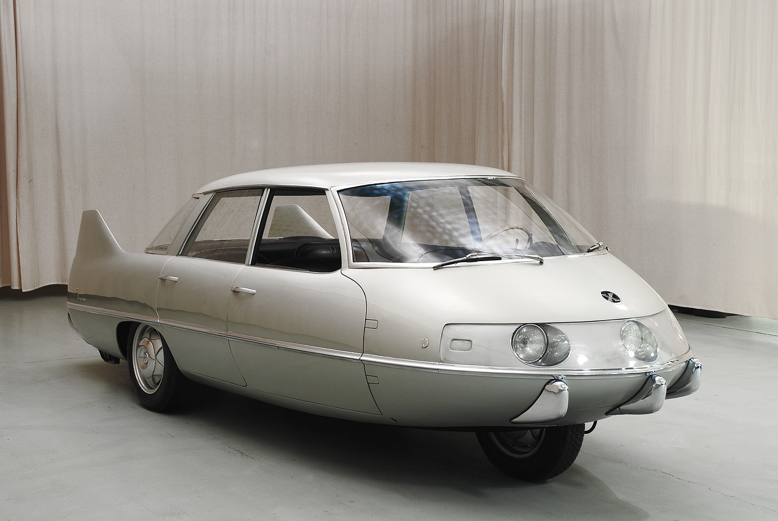 Pininfarina X
