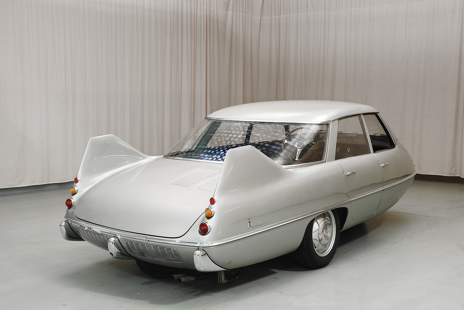 Pininfarina X