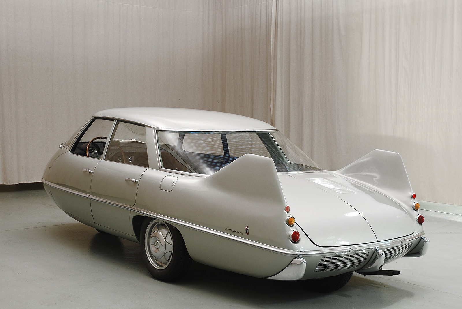 Pininfarina X