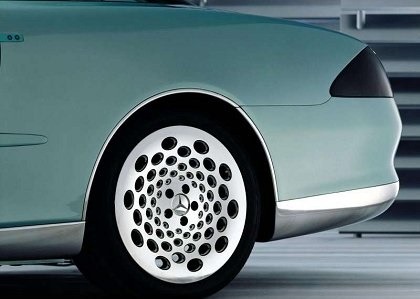 Mercedes-Benz F200 Imagination