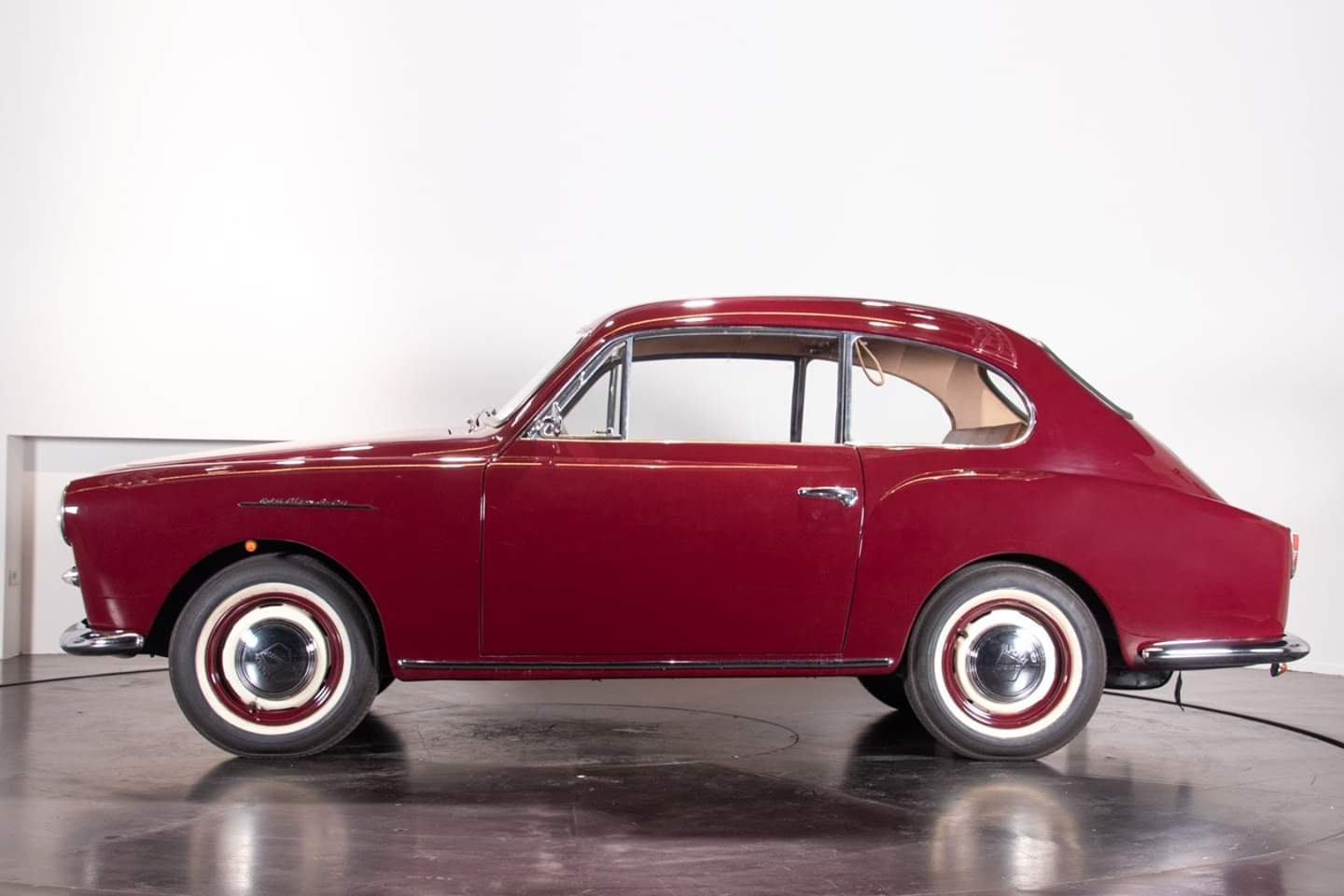 Moretti 750 Alger Le Cap