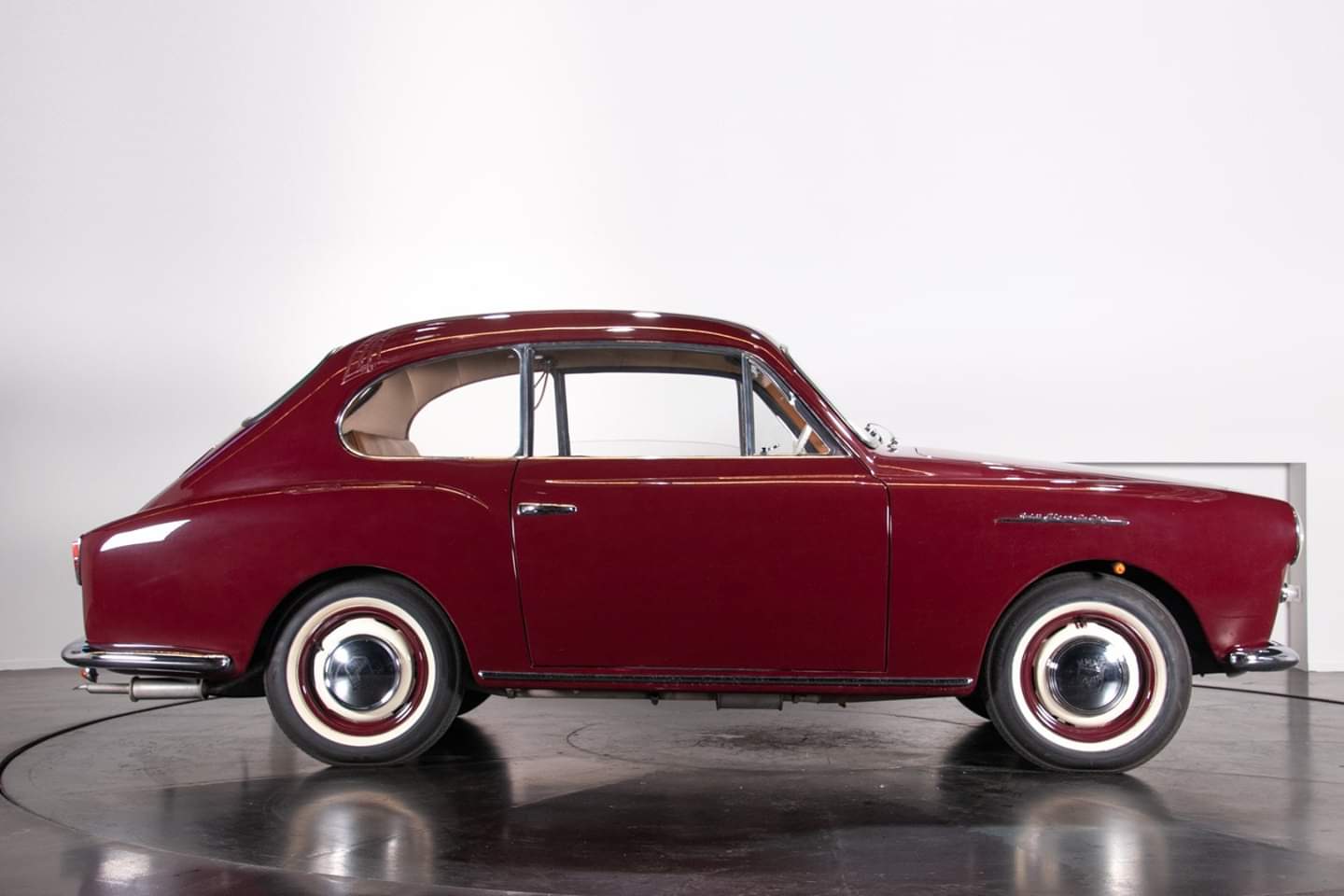 Moretti 750 Alger Le Cap