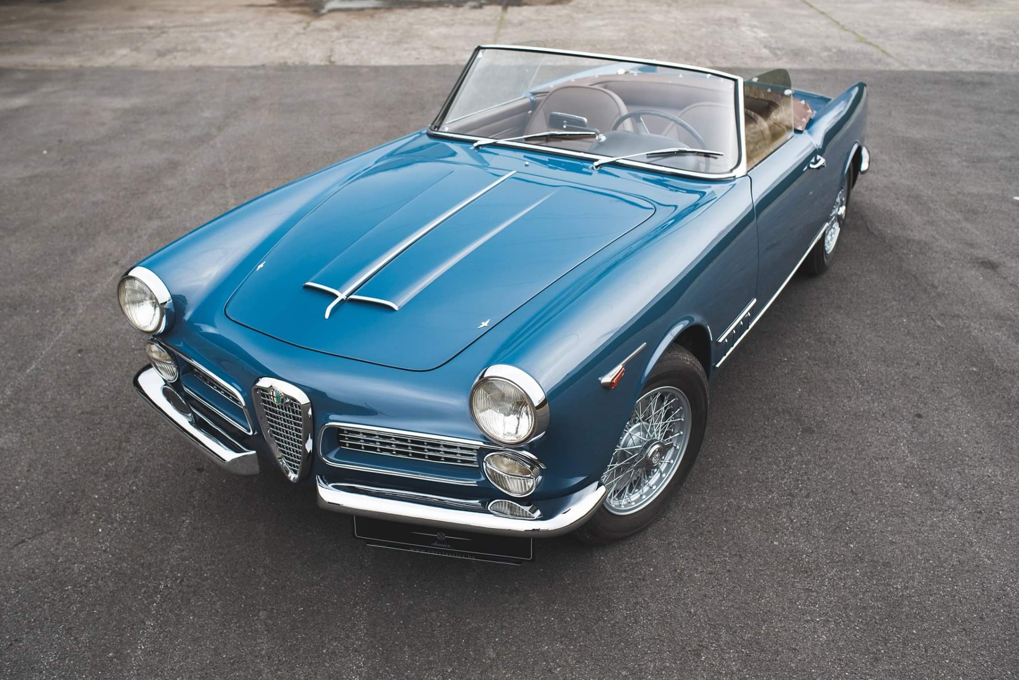 Alfa Romeo 2000 Spider