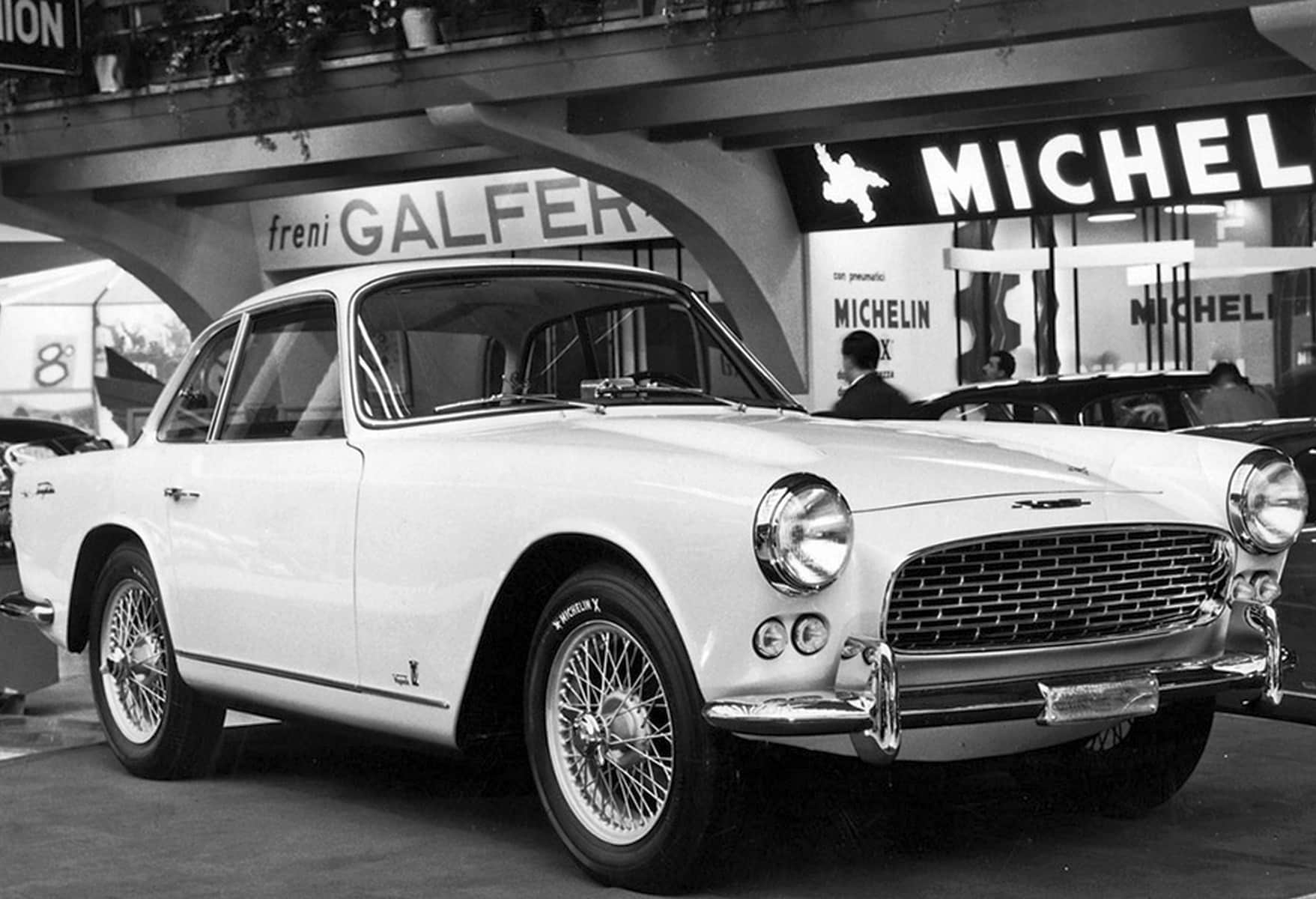 Triumph Italia 2000