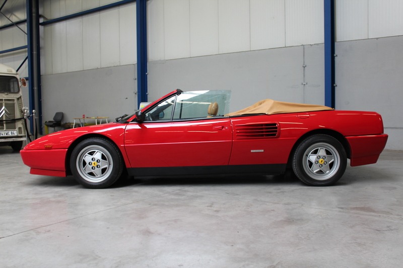 Ferrari Mondial Cabriolet