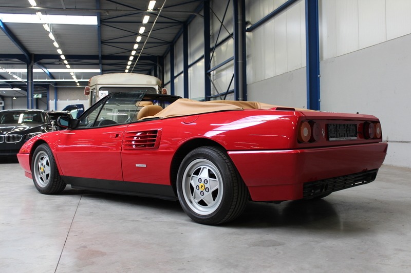 Ferrari Mondial Cabriolet