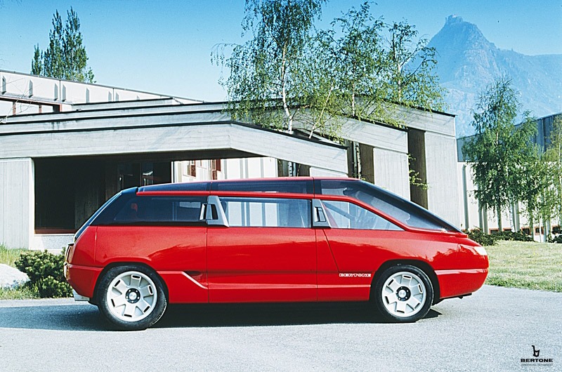 lamborghini genesis sideview