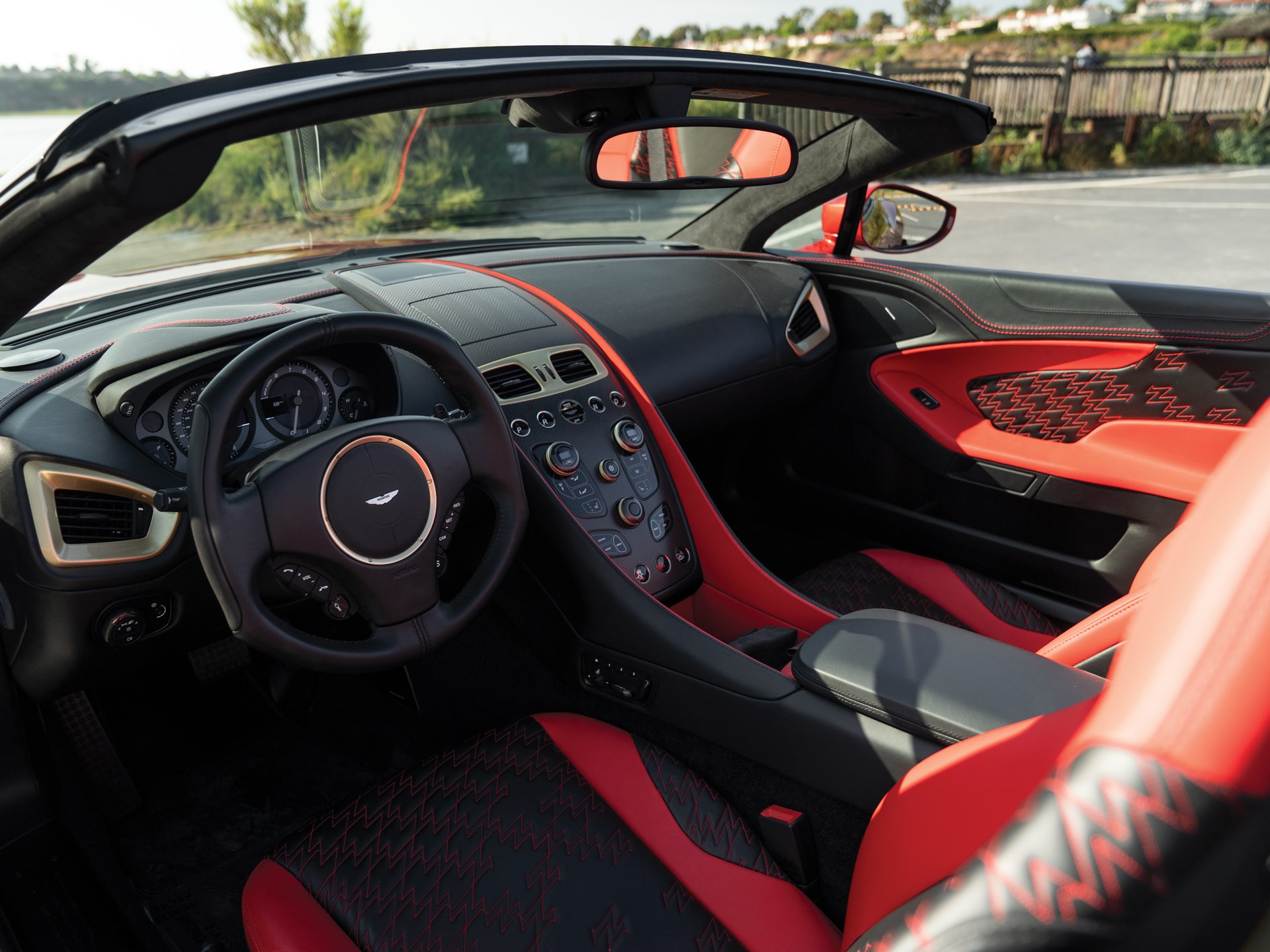 Aston Martin Vanquish Zagato Volante