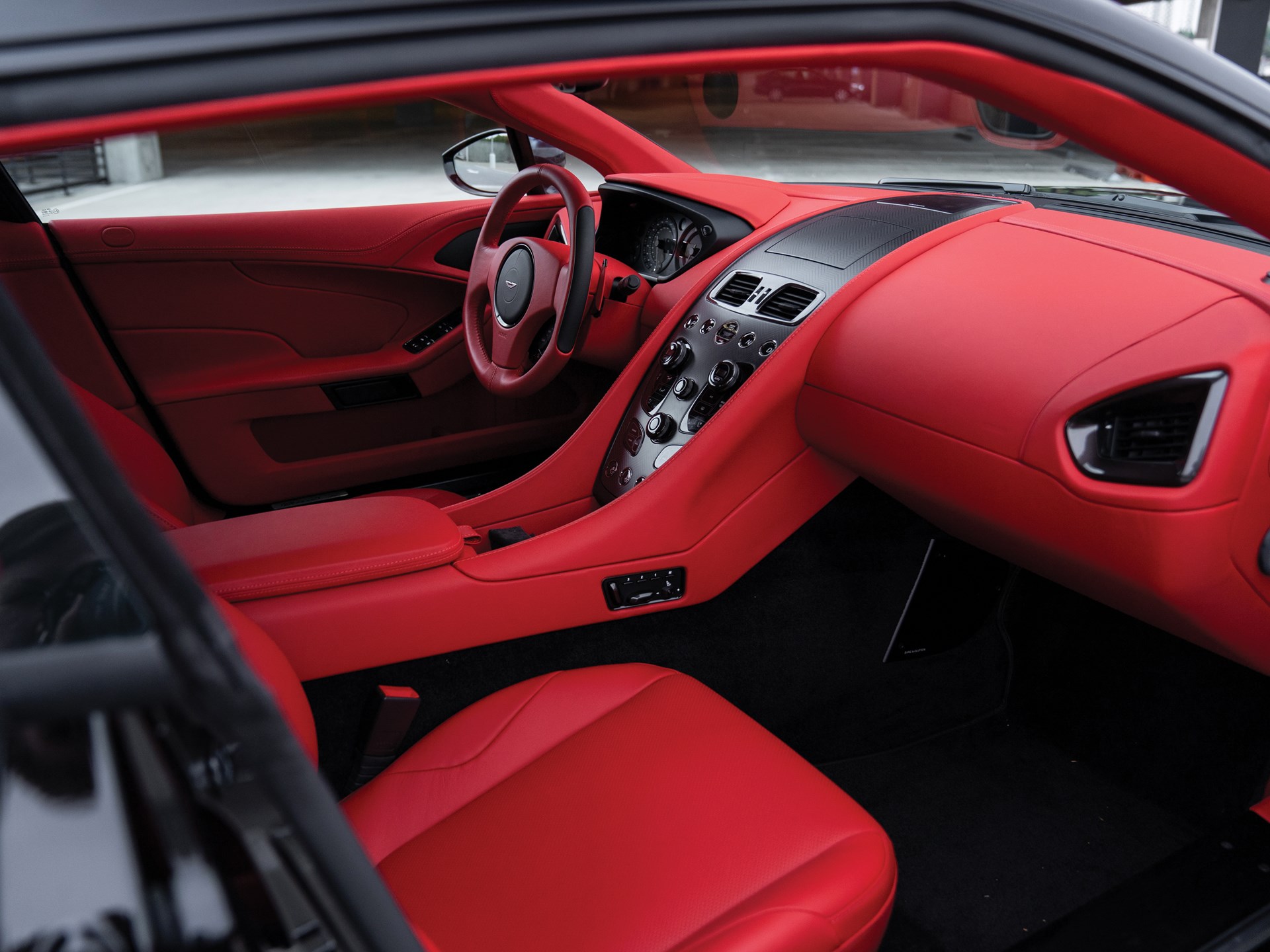 Aston Martin Vanquish Zagato Coupé