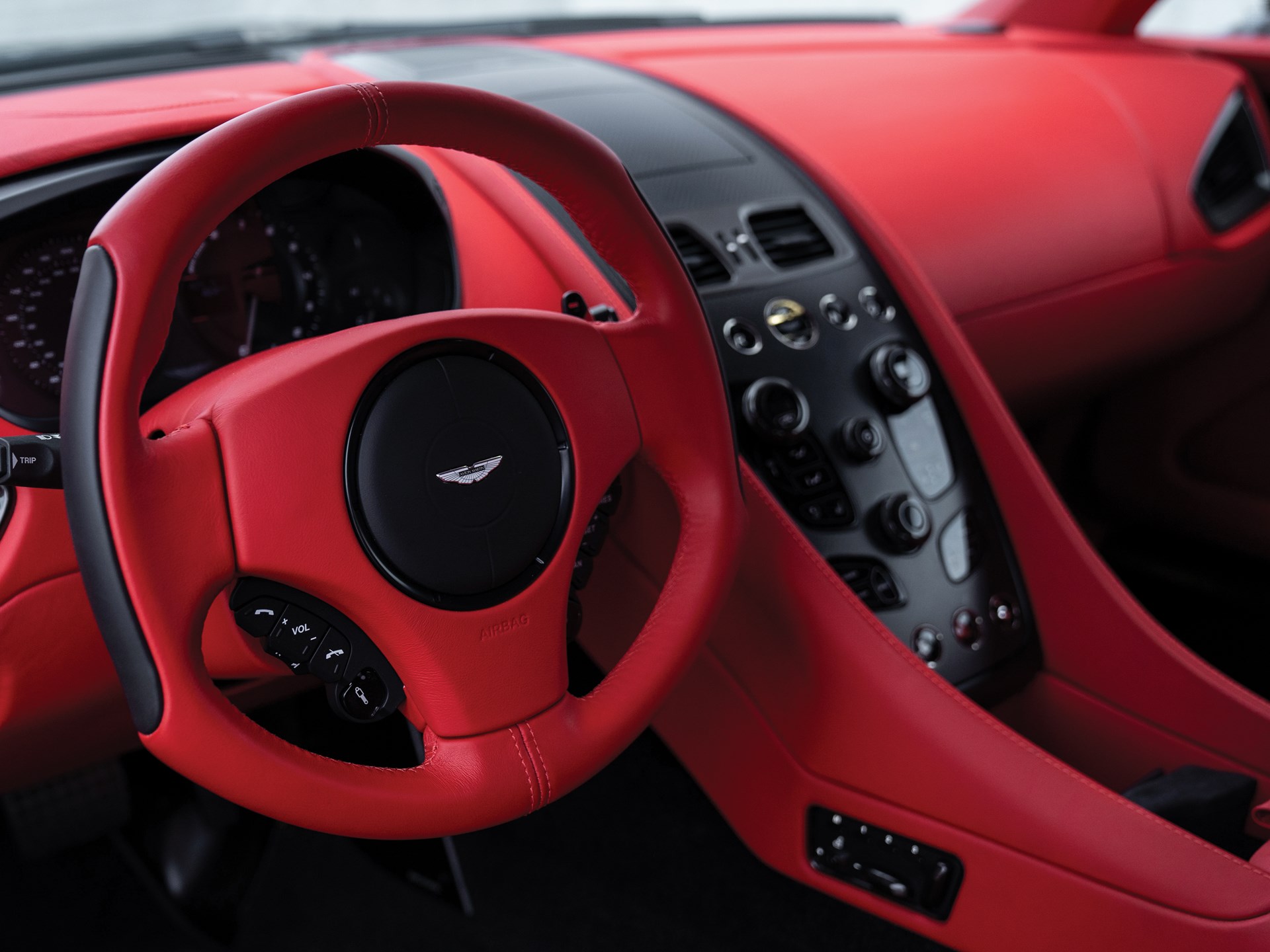Aston Martin Vanquish Zagato Coupé