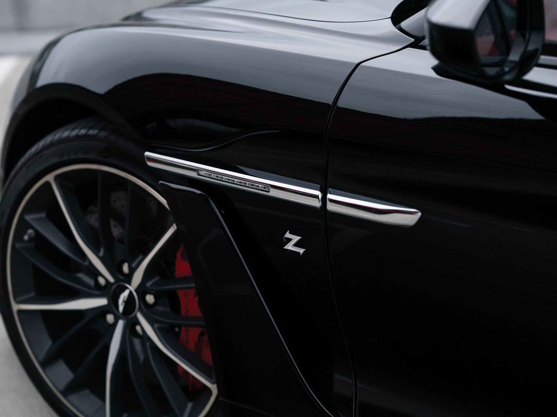 Aston Martin Vanquish Zagato Coupé