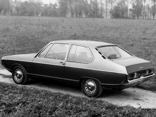 Fiat 125 Executive