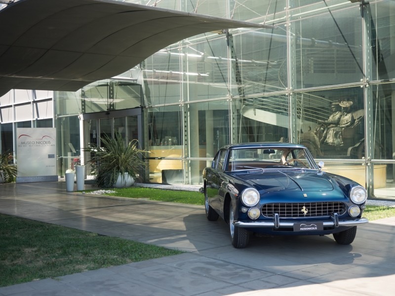 Ferrari 250 GT 2+2