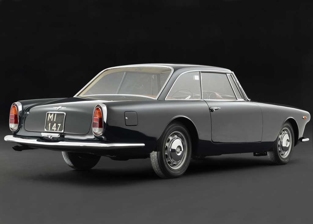 Alfa Romeo 2000 Coupé Praho