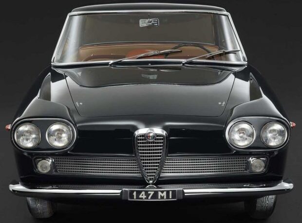 Alfa Romeo 2000 Coupé Praho
