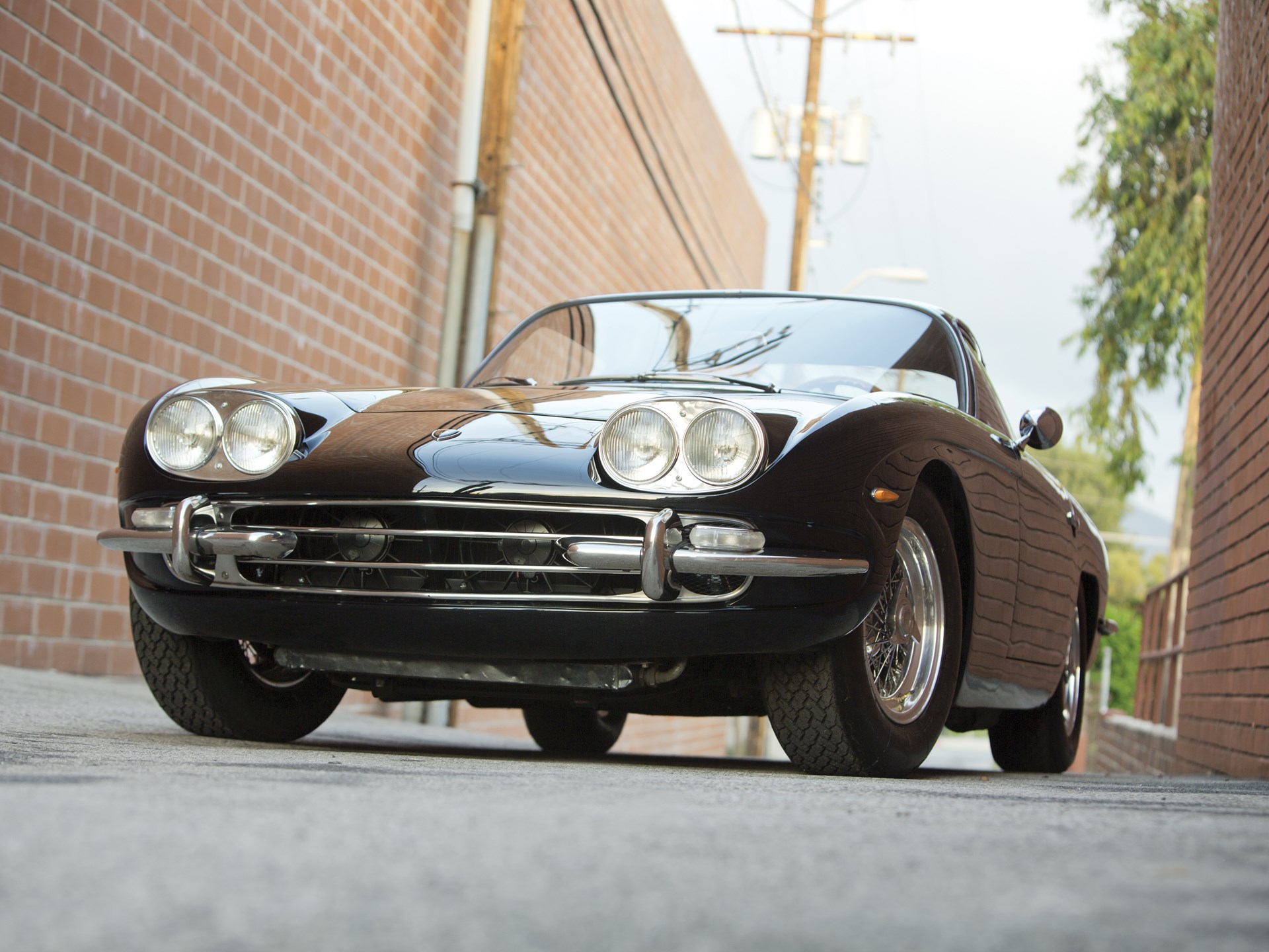 Lamborghini 400 GT 2+2