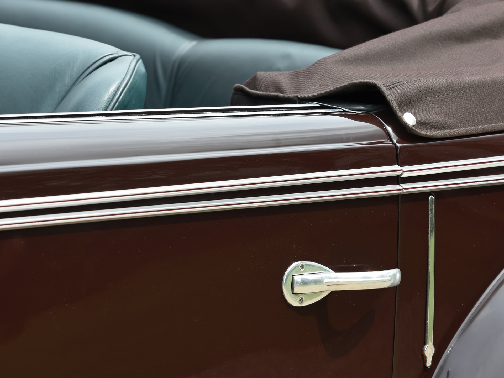 Alfa Romeo 6C 2500 S Cabriolet Touring
