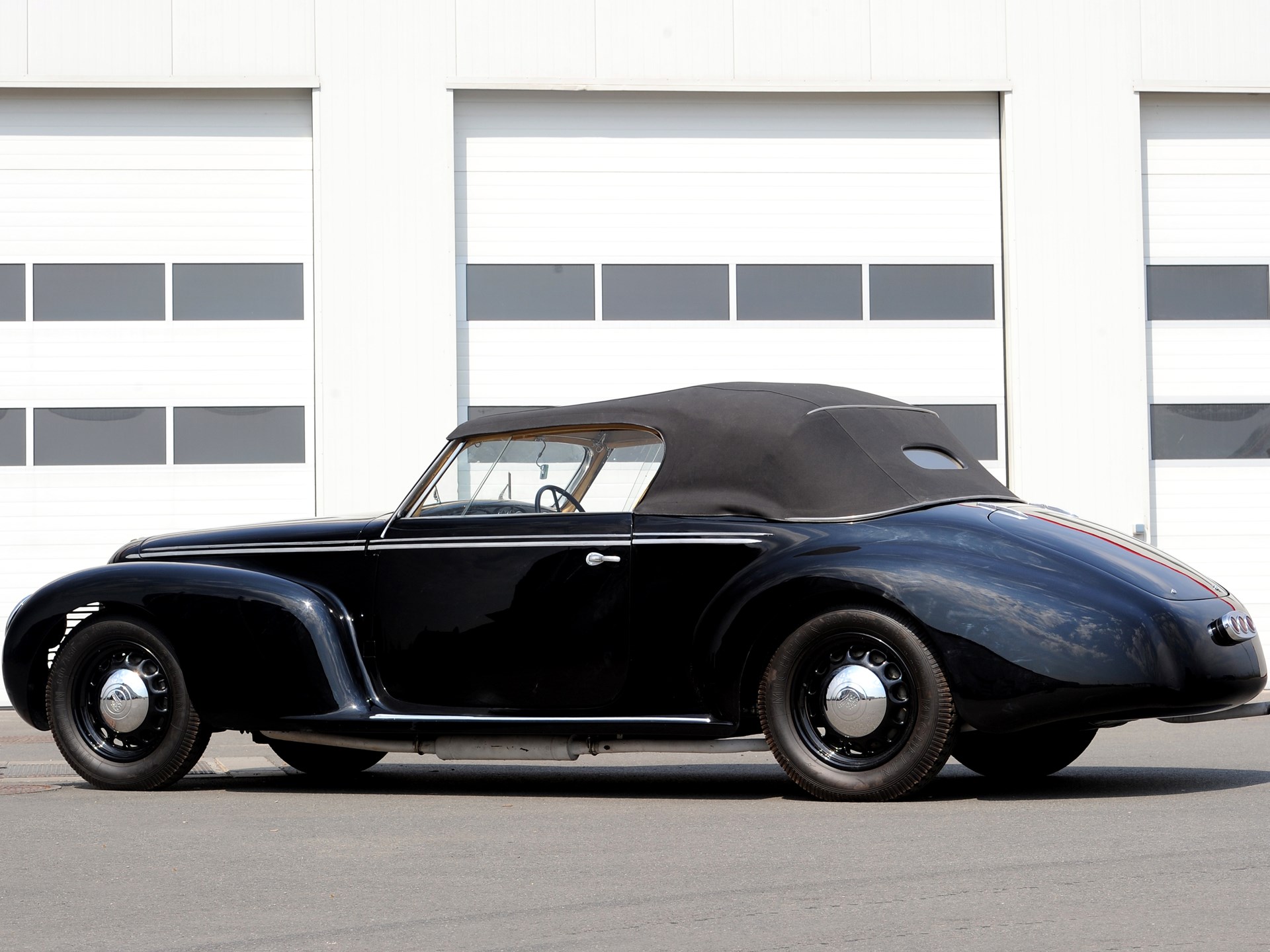 Alfa Romeo 6C 2500 Cabriolet Touring