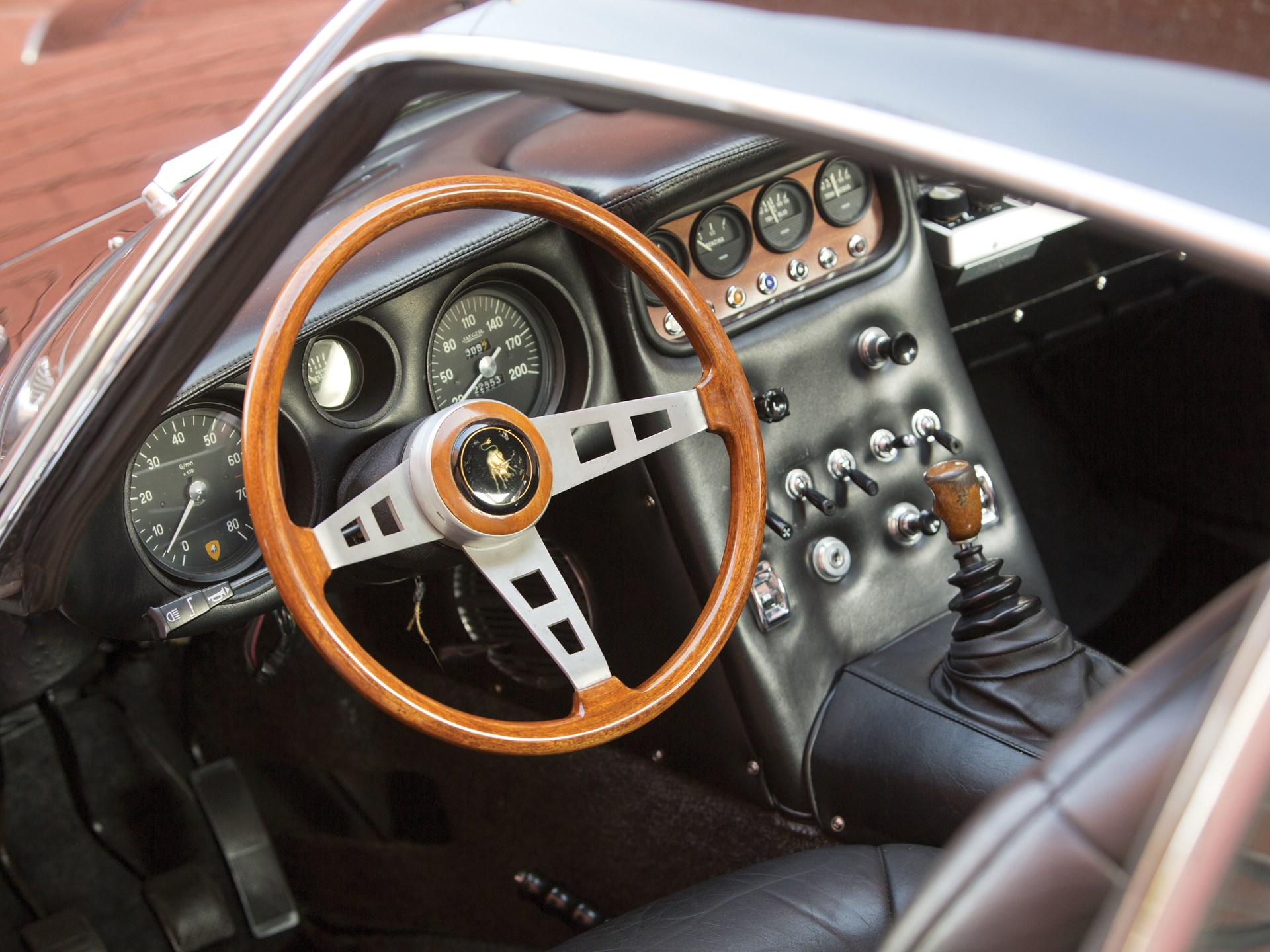 Lamborghini 400 GT 2+2