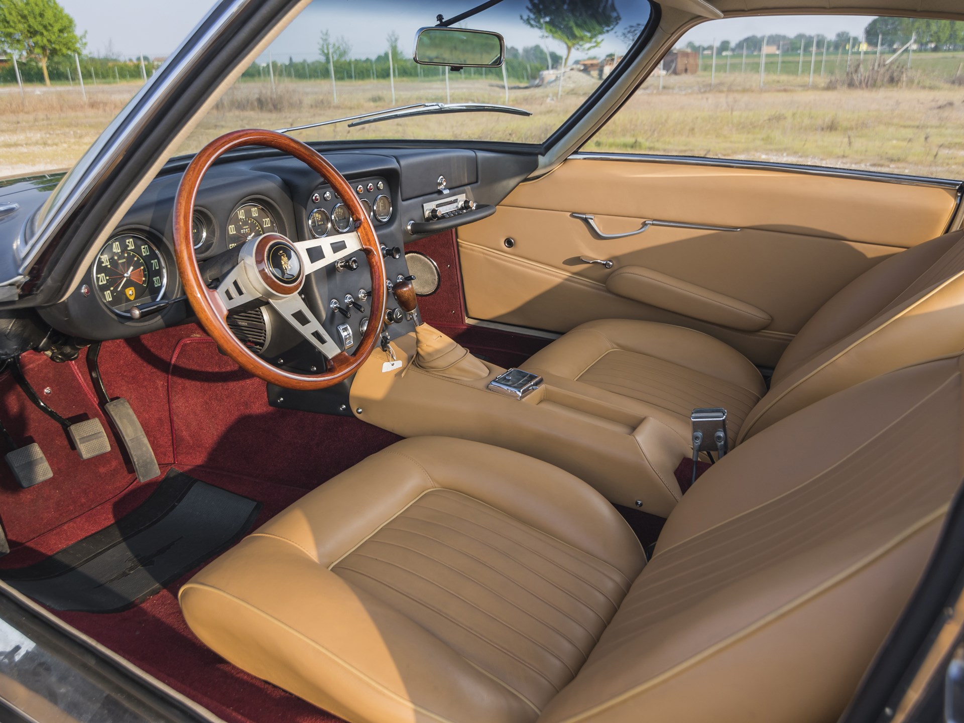 Lamborghini 400 GT