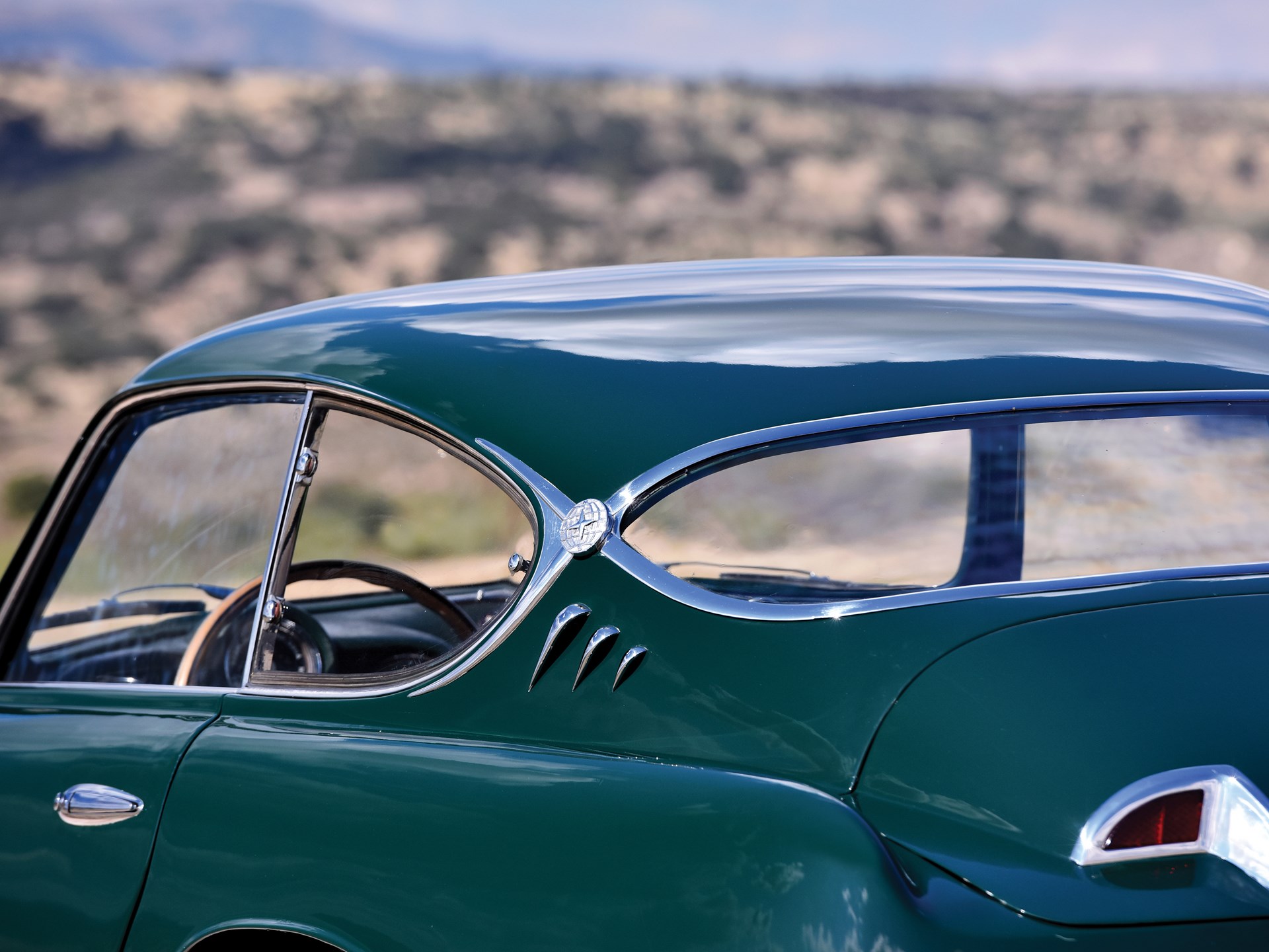 Pegaso Z-102 Touring