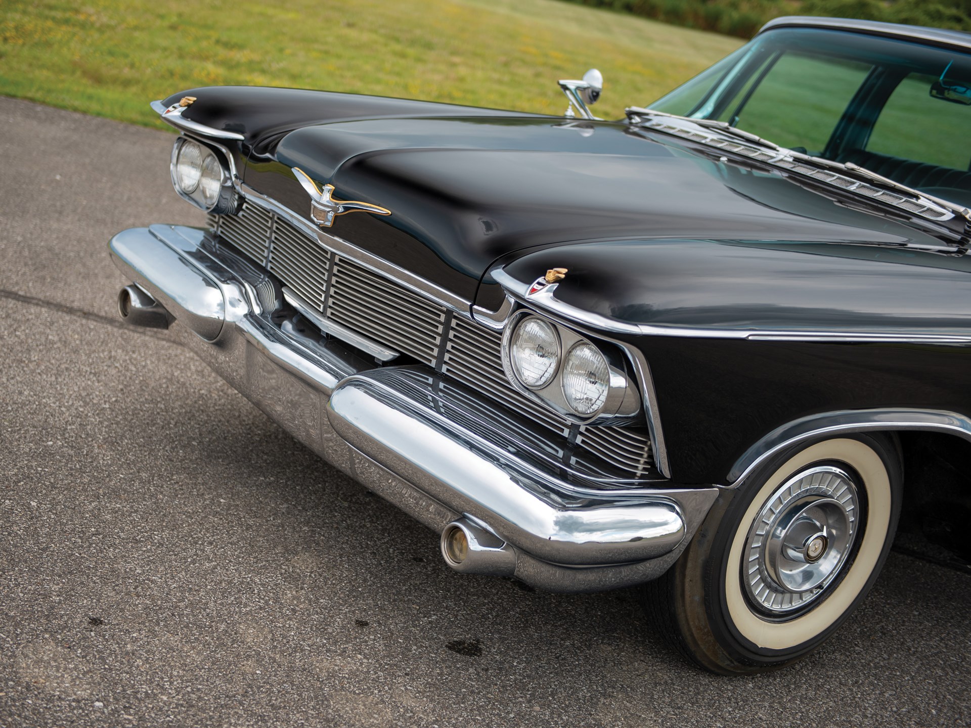 Imperial Crown Limousine