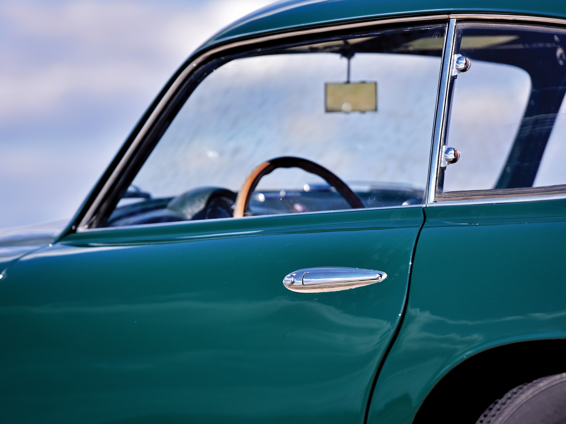Pegaso Z-102 Touring