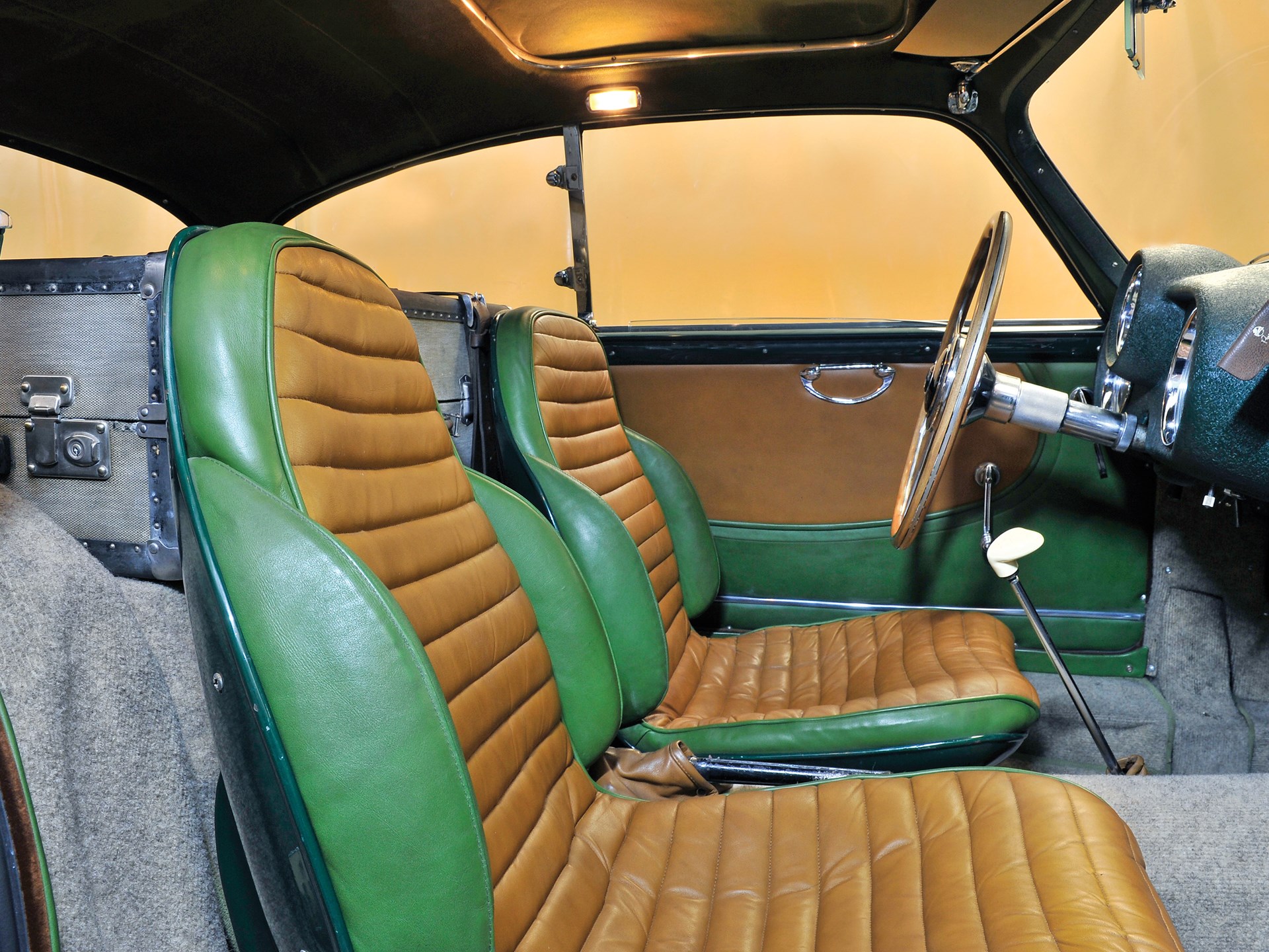 Pegaso Z-102 Touring