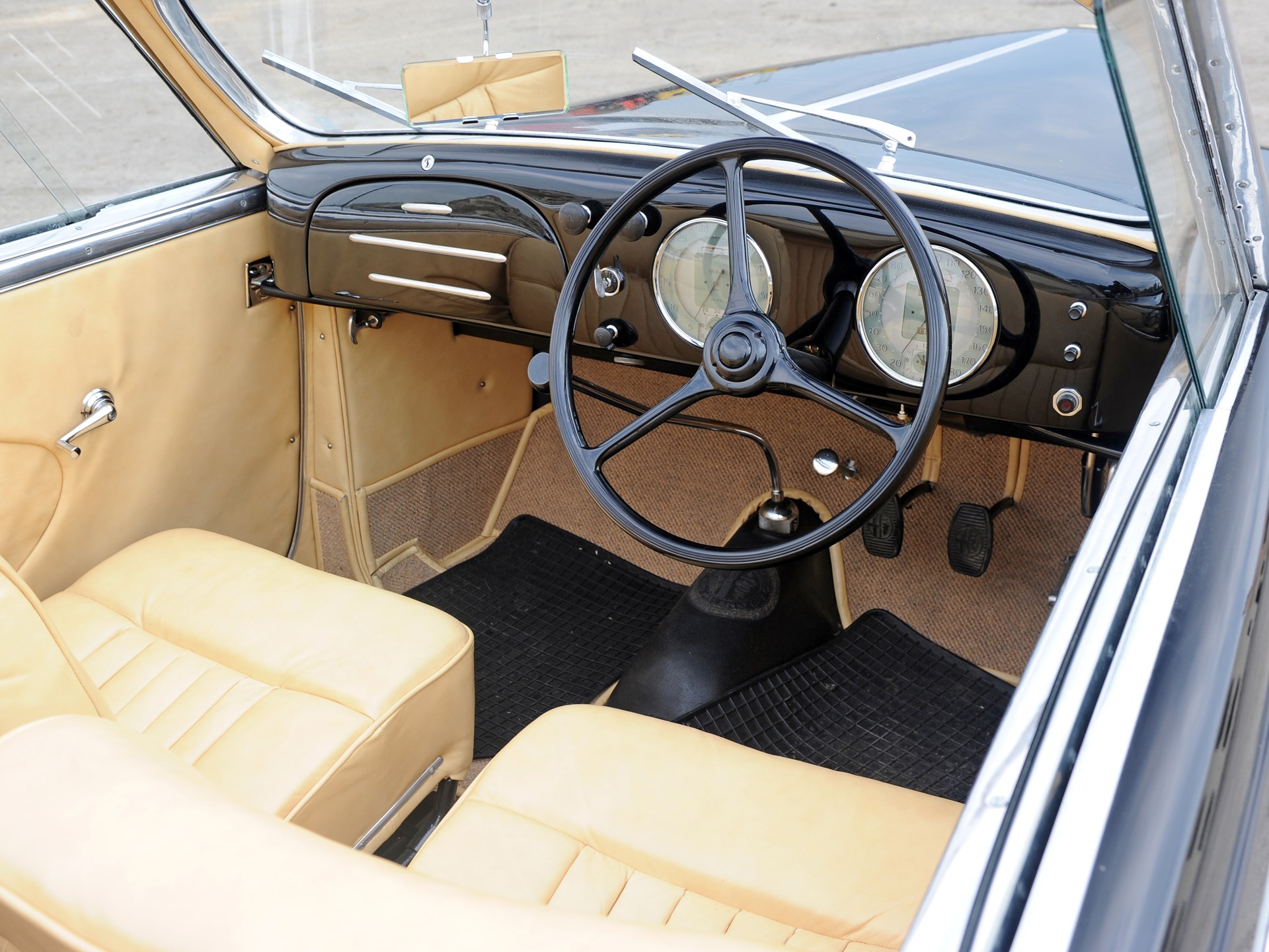 Alfa Romeo 6C 2500 Cabriolet Touring