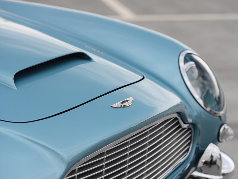 Aston Martin DB5 Volante