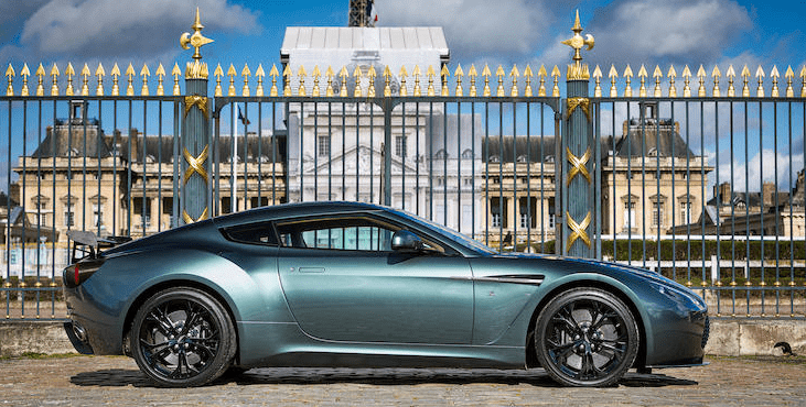 Aston Martin V12 Zagato Coupé