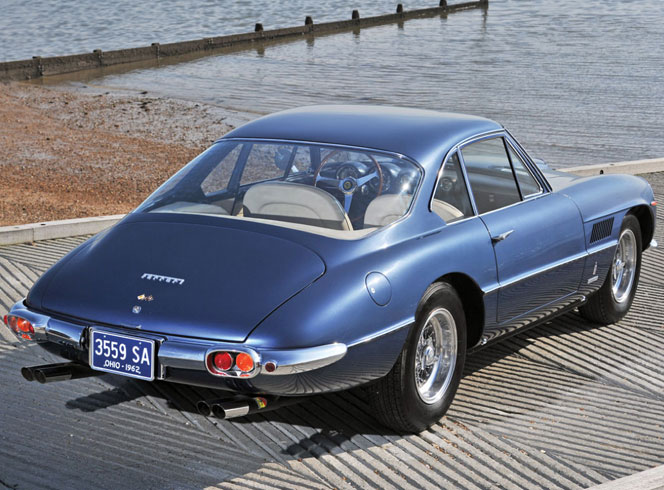 Ferrari 400 Superamerica