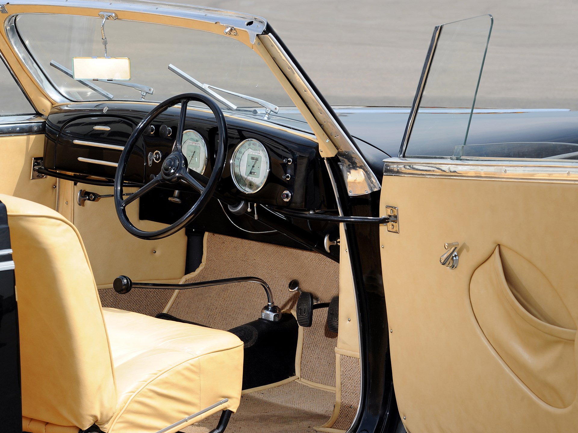 Alfa Romeo 6C 2500 Cabriolet Touring