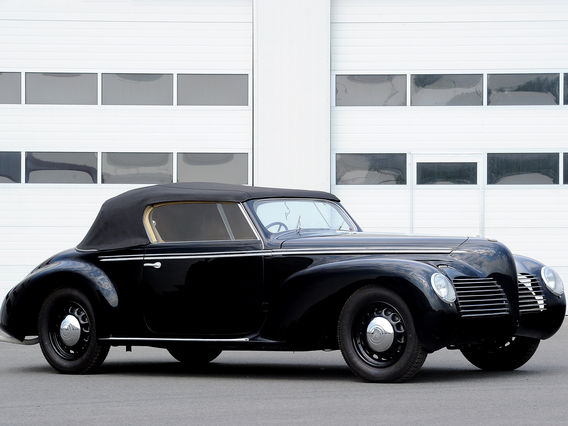 Alfa Romeo 6C 2500 Cabriolet Touring