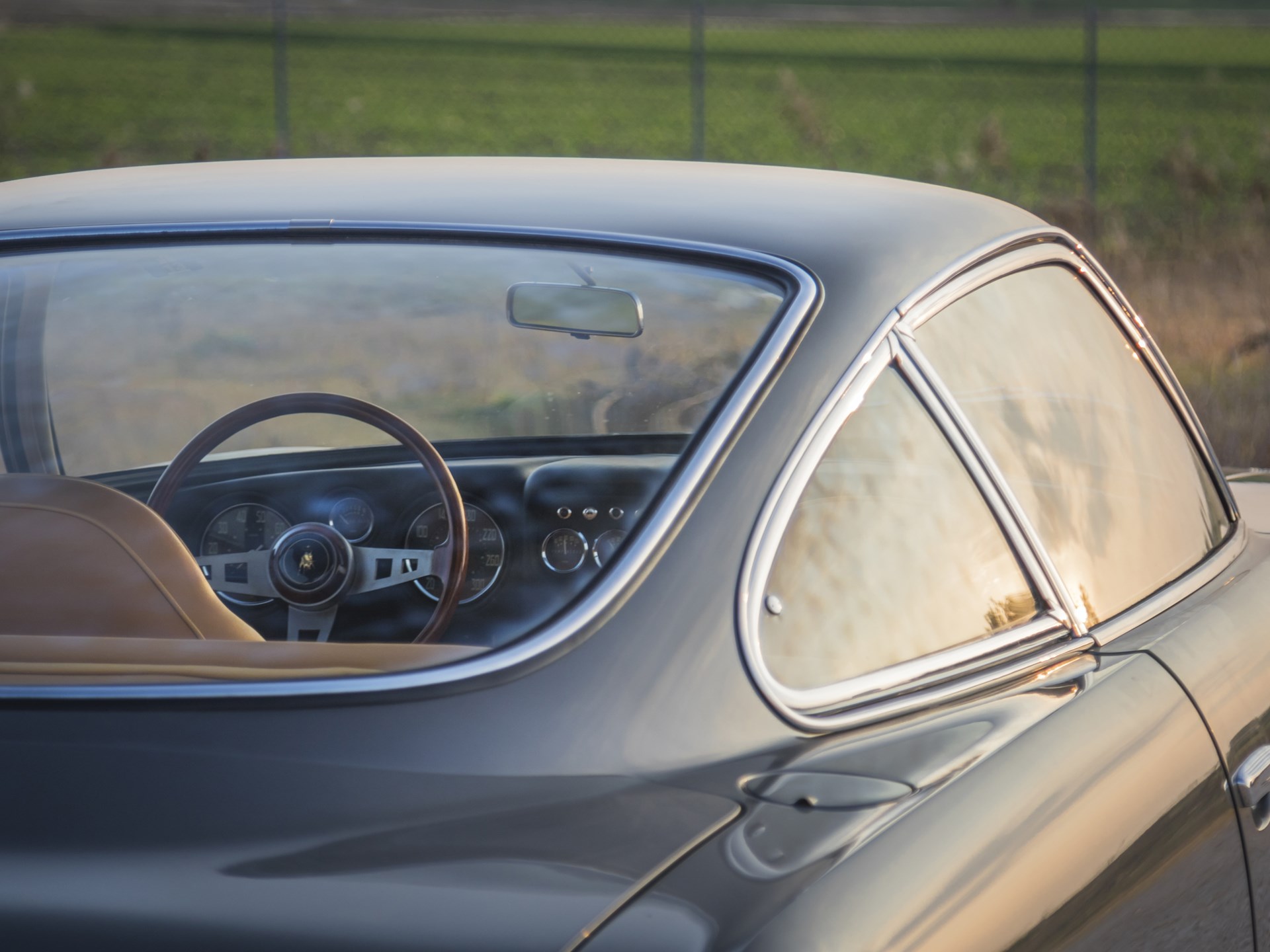 Lamborghini 400 GT