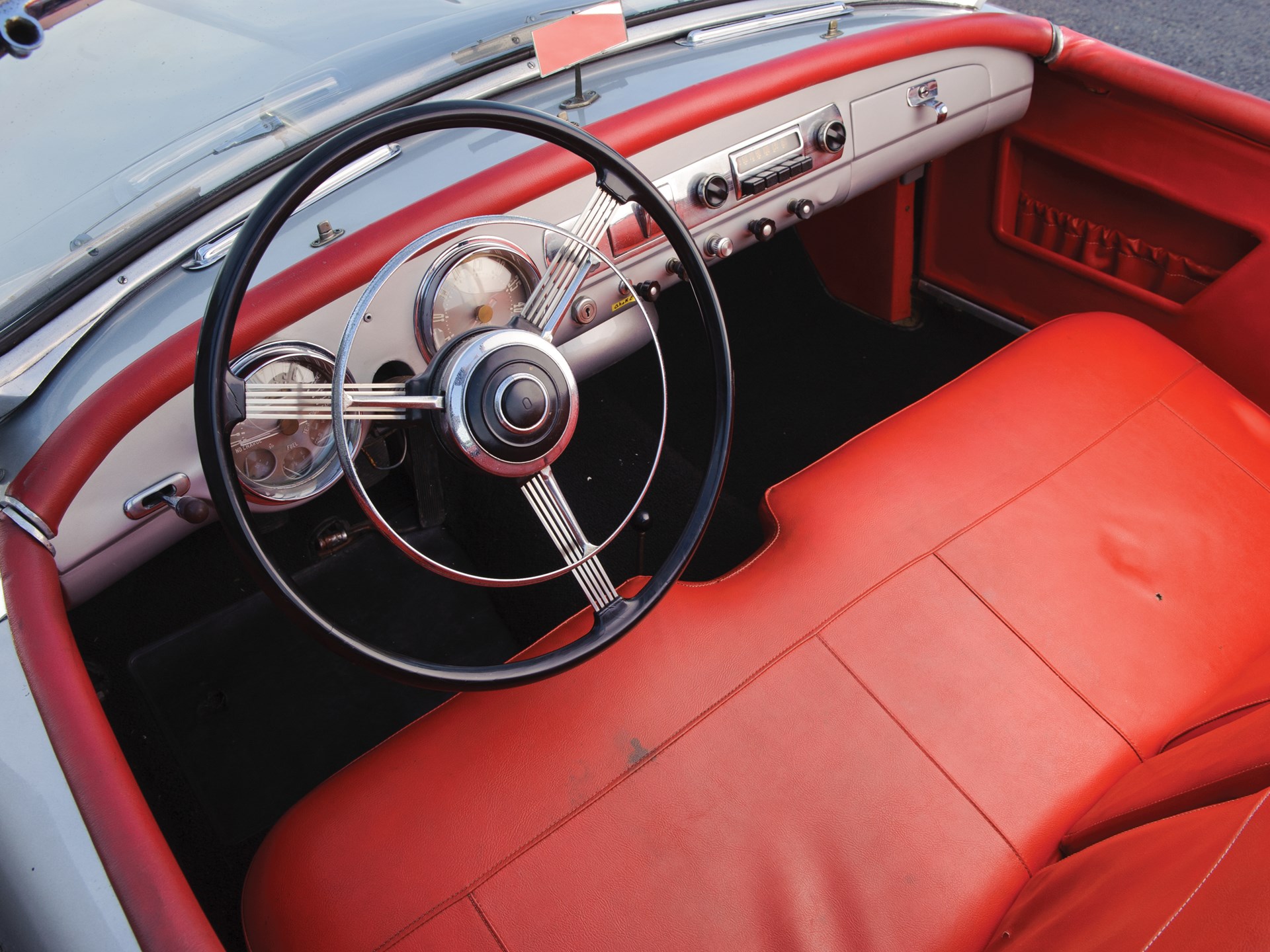 Nash-Healey Roadster