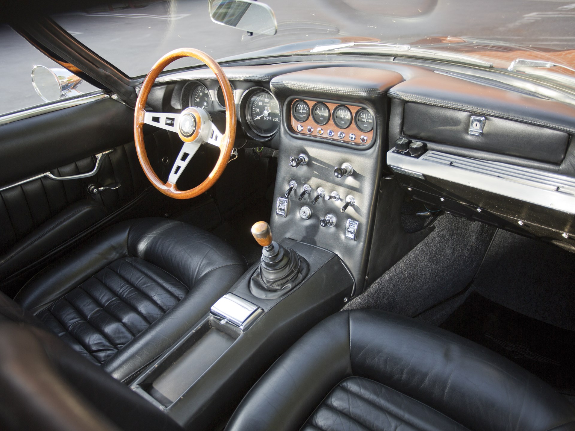 Lamborghini 400 GT 2+2