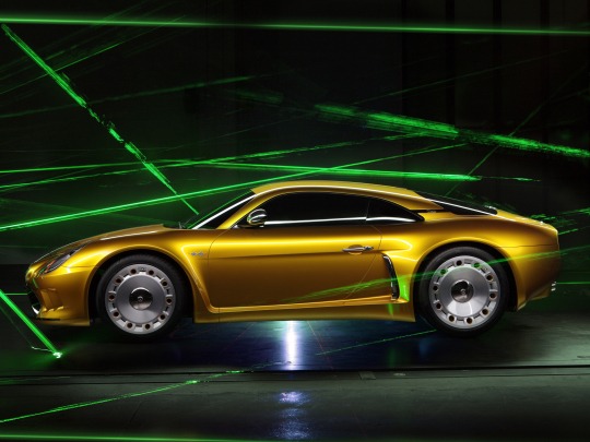 Willys AW 380 Berlineta