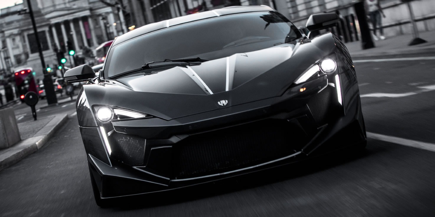 W Motors Fenyr SuperSport