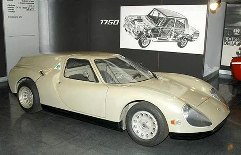 Alfa Romeo Scarabeo