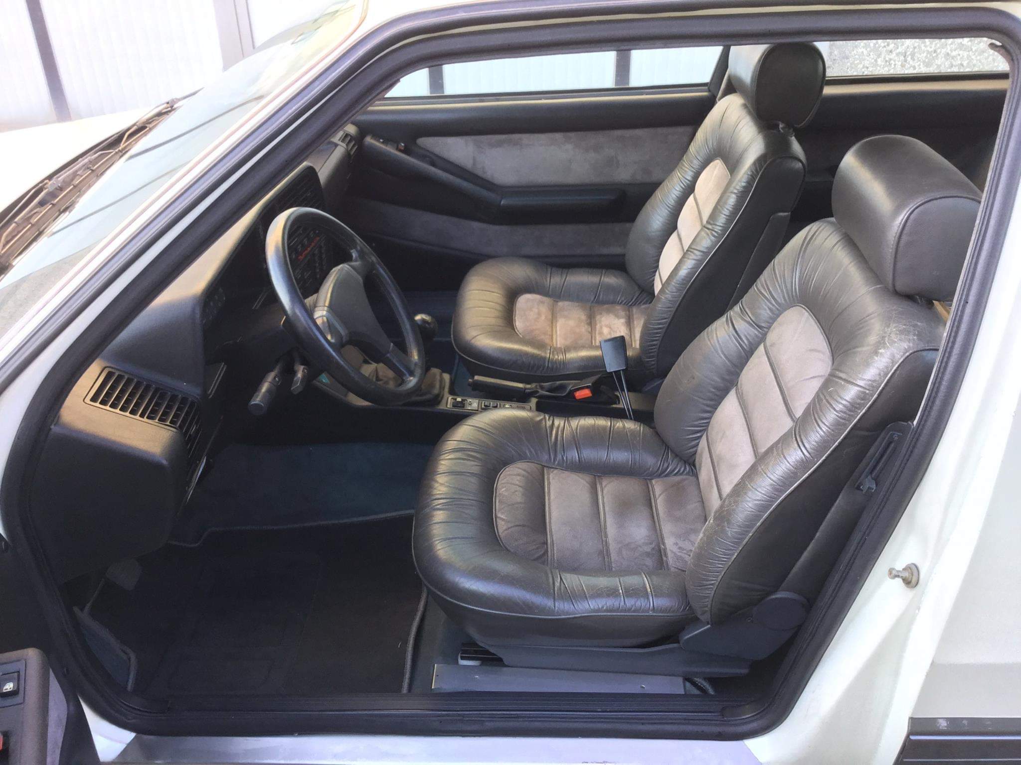 Lancia Thema Coupé